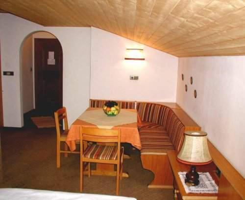 Apparthotel Taufenbrunn Parcines Værelse billede